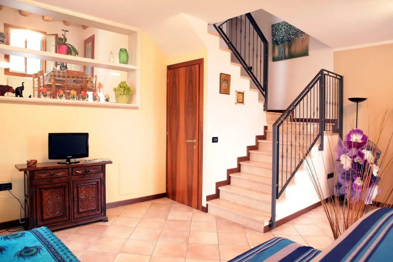 בית נופש הוילה Casa Giulia A בורסו דל גראפה